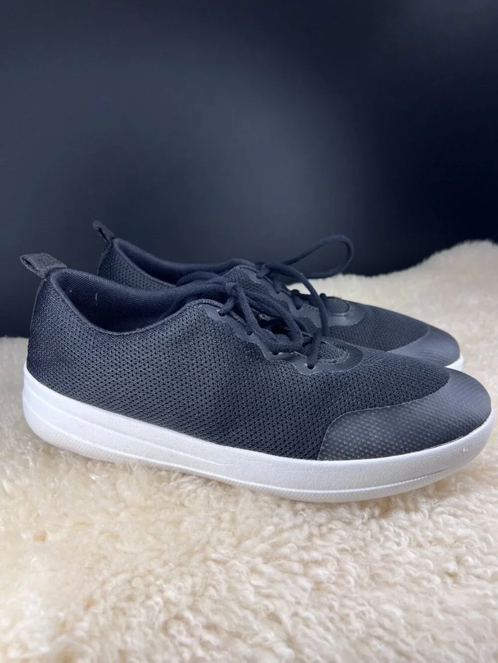 FitFlop Black Breathable Fabric Lace Up Sneaker Tennis Shoe 7.5